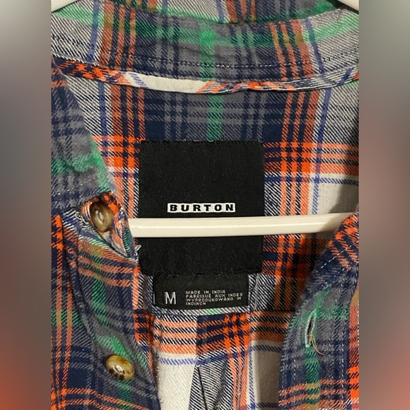Burton flannel button up medium - Picture 3 of 3